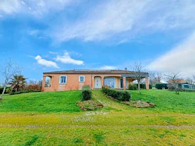 Maison à vendre à Saint Aulaye-Puymangou, Dordogne, Aquitaine, avec Leggett Immobilier