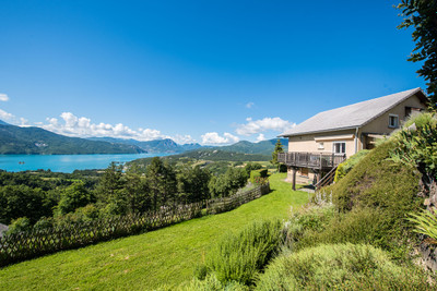 Maison à vendre à Prunières, Hautes-Alpes, PACA, avec Leggett Immobilier