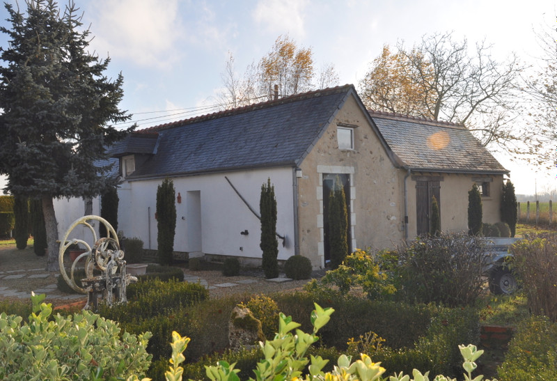 French property for sale in Noyant-Villages, Maine-et-Loire - photo 4