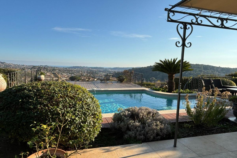 French property for sale in La Colle-sur-Loup, Alpes-Maritimes - €1,575,000 - photo 3