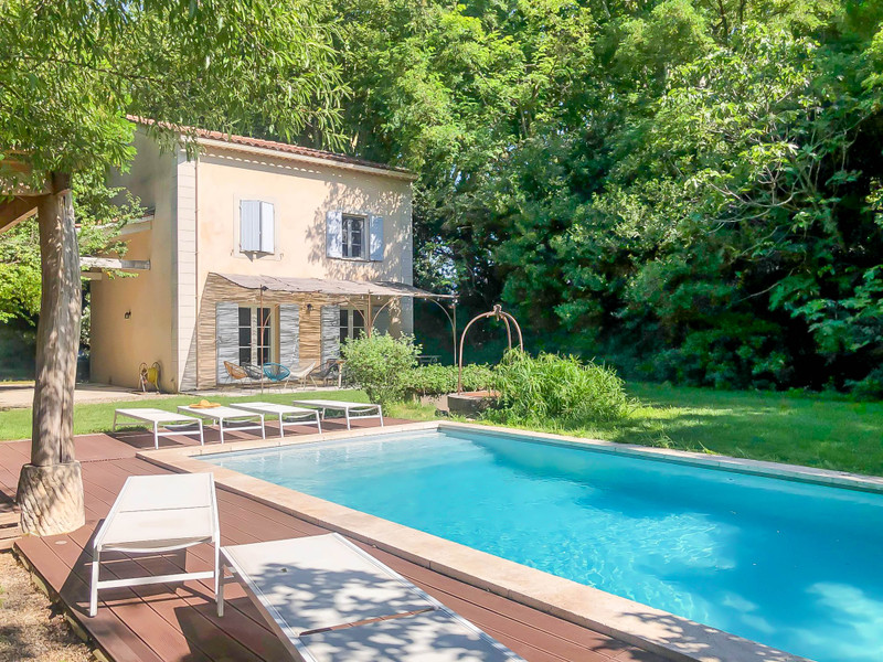 House for sale in Roquemaure Gard Magnificent 110 m² 4room house