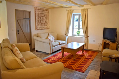 French property for sale in Merléac, Côtes-d'Armor - €244,495 - photo 3
