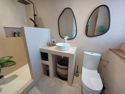 French property for sale in Angoulême, Charente - €250,000 - photo 6