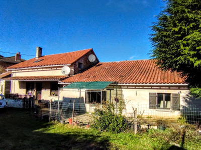 Maison à vendre à Dournazac, Haute-Vienne, Limousin, avec Leggett Immobilier