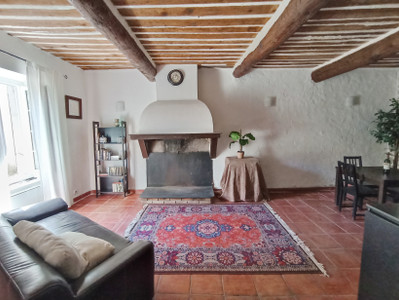 Maison à vendre à Saint-Frichoux, Aude, Languedoc-Roussillon, avec Leggett Immobilier