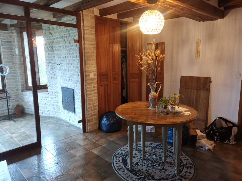 French property for sale in Druyes-les-Belles-Fontaines, Yonne - &#8364;424,000 - photo 3