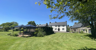 Maison à vendre à Saint-Martin-des-Prés, Côtes-d'Armor, Bretagne, avec Leggett Immobilier