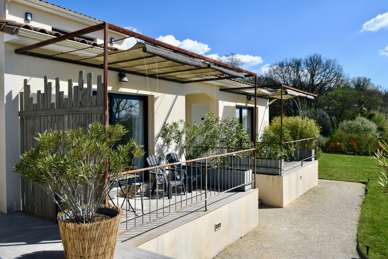 French property for sale in Saint-Jean-de-Maruéjols-et-Avéjan, Gard - €550,000 - photo 3