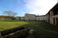 Maison à vendre à Villefagnan, Charente - 304.950 € - photo 2