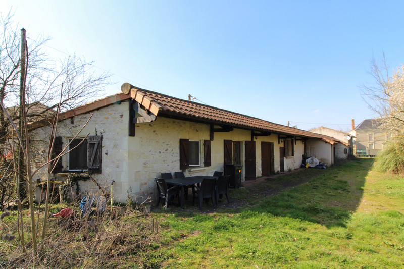 French property for sale in Saint-Martin-de-Mâcon, Deux-Sèvres - &#8364;371,000 - photo 8