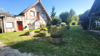 Maison à vendre à Saint-Vérain, Nièvre - 370.000 € - photo 2