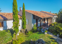 Maison à vendre à Angoulême, Charente - 262.500 € - photo 1