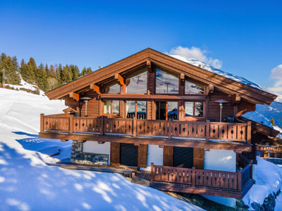Ski in, ski out 6 bedroom Courchevel 1850 chalet with spa, games room, cinema, ski room in amazing location