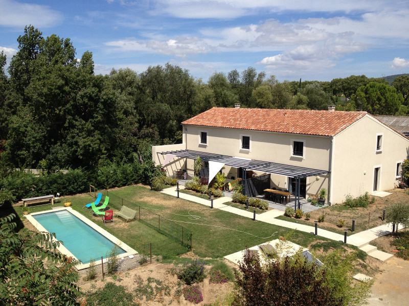 House in Olonzac Hérault Beautiful 3bed house with garden, terrace, parking, shared pool