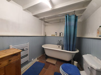 Maison à vendre à Saint-Cyr-du-Bailleul, Manche - 145.000 € - photo 9