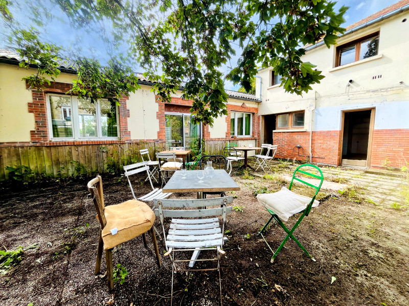 French property for sale in Carrouges, Orne - €90,000 - photo 7