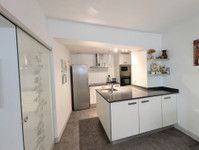 Maison à vendre à Sorèze, Tarn - 246.000 € - photo 3