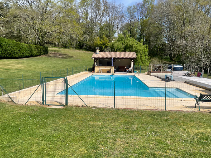 French property for sale in Lembras, Dordogne - €685,000 - photo 2