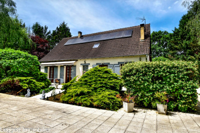 French property for sale in Terrasson-Lavilledieu, Dordogne - €355,000 - photo 1