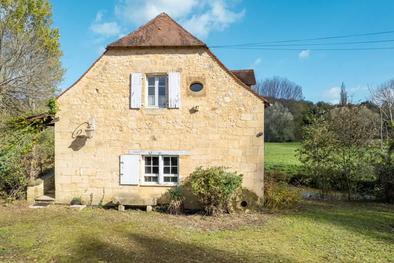 French property for sale in Les Eyzies, Dordogne - €145,000 - photo 2