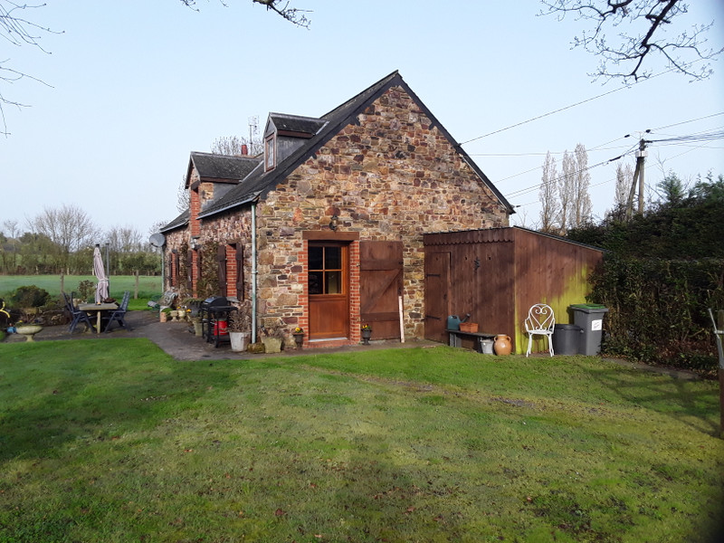 French property for sale in Sion-les-Mines, Loire-Atlantique - €150,420 - photo 1