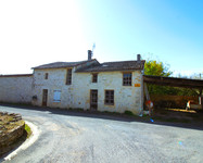 houses and homes for sale inEmpuréCharente Poitou_Charentes