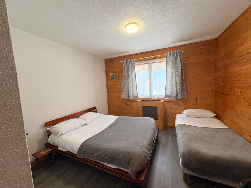 French property for sale in Le Bourg-d'Oisans, Isère - €371,000 - photo 11