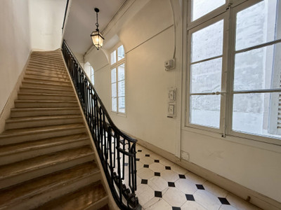 French property for sale in Paris, Paris - €558,000 - photo 11