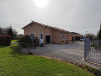 Covered Parking for sale in Saint-Macoux Vienne Poitou_Charentes