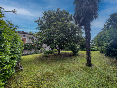 French property for sale in Duras, Lot-et-Garonne - €129,000 - photo 1
