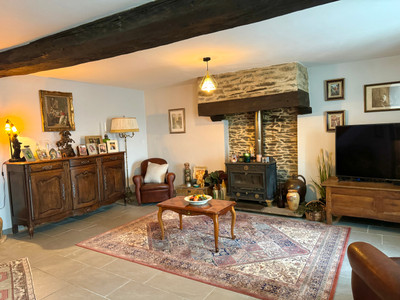 French property for sale in Villepail, Mayenne - €115,000 - photo 2