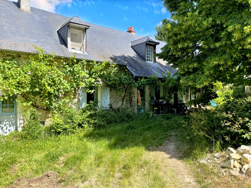 French property for sale in Meunet-Planches, Indre - €351,920 - photo 1