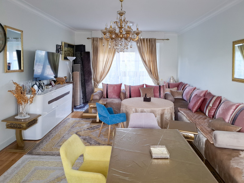 French property for sale in Soyaux, Charente - €239,000 - photo 2
