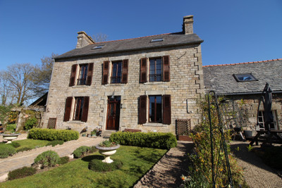 Maison à vendre à Lescouët-Gouarec, Côtes-d'Armor, Bretagne, avec Leggett Immobilier