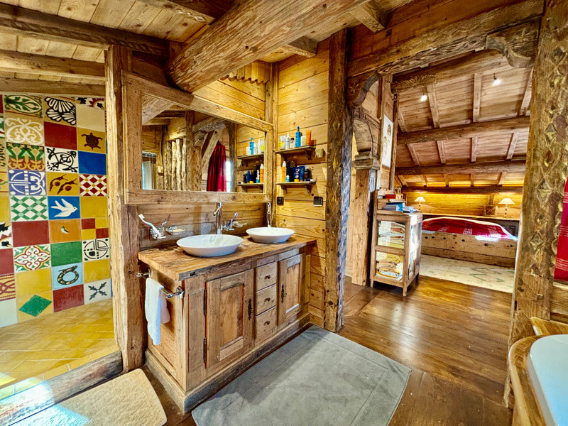 Ski property for sale in Megeve - €4,600,000 - photo 6