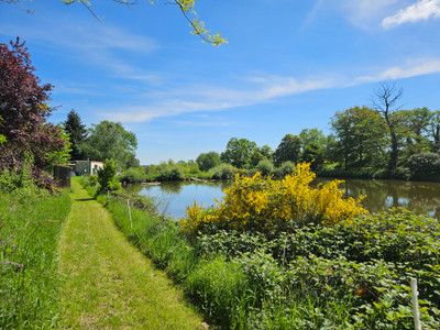 French property for sale in Néris-les-Bains, Allier - €194,400 - photo 1