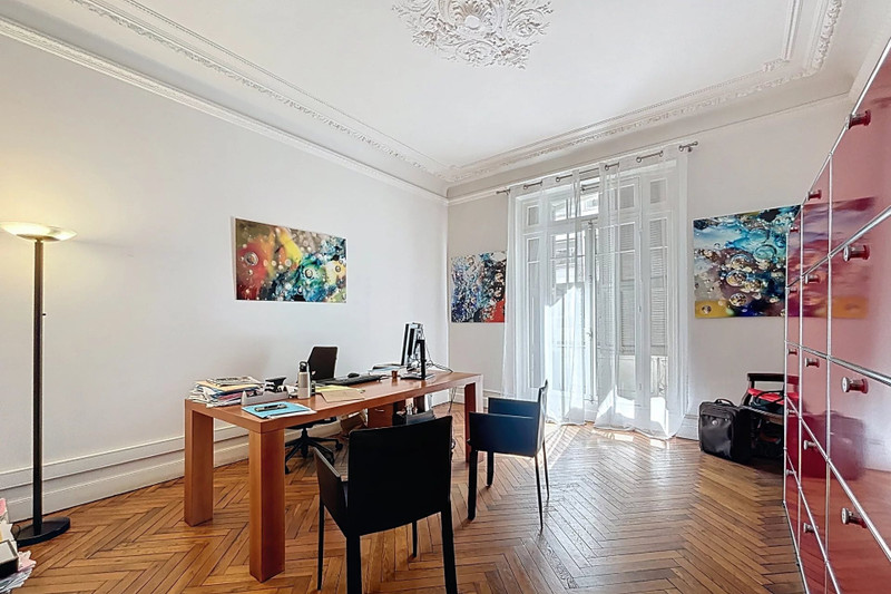 French property for sale in Nice, Alpes-Maritimes - €950,000 - photo 1