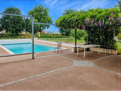French property for sale in Castelsarrasin, Tarn-et-Garonne - €315,000 - photo 2