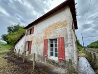 Maison à vendre à Bors (Canton de Tude-et-Lavalette), Charente - 36 600 € - photo 2