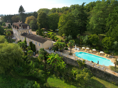 Commerce à vendre à Lalinde, Dordogne, Aquitaine, avec Leggett Immobilier