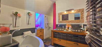 French property for sale in Maule, Yvelines - €850,000 - photo 10