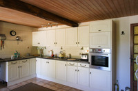 Maison à vendre à Saint-Mandé-sur-Brédoire, Charente-Maritime - 189.000 € - photo 3