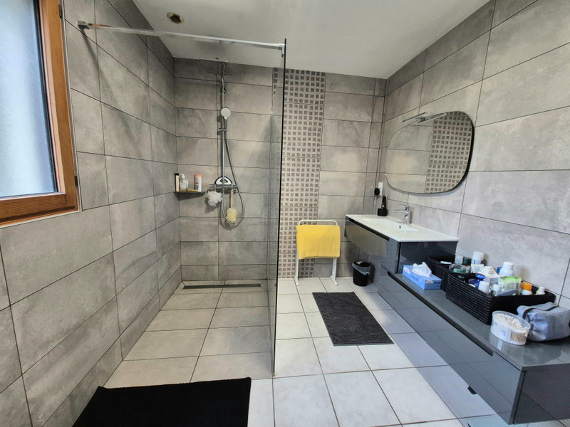 French property for sale in Priziac, Morbihan - €214,000 - photo 6