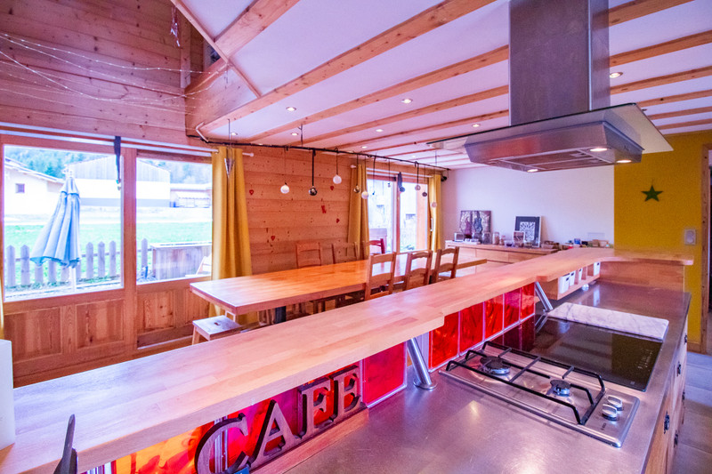 Ski property for sale in Pralognan - €1,050,000 - photo 2