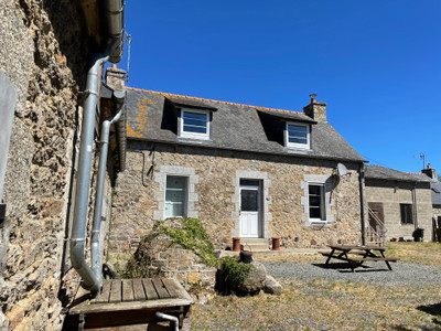 Maison à vendre à Senven-Léhart, Côtes-d'Armor, Bretagne, avec Leggett Immobilier