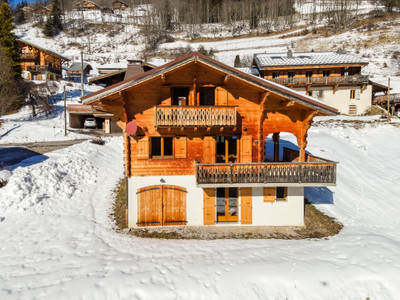 Chalet à vendre à La Côte-d'Arbroz, Haute-Savoie, Rhône-Alpes, avec Leggett Immobilier