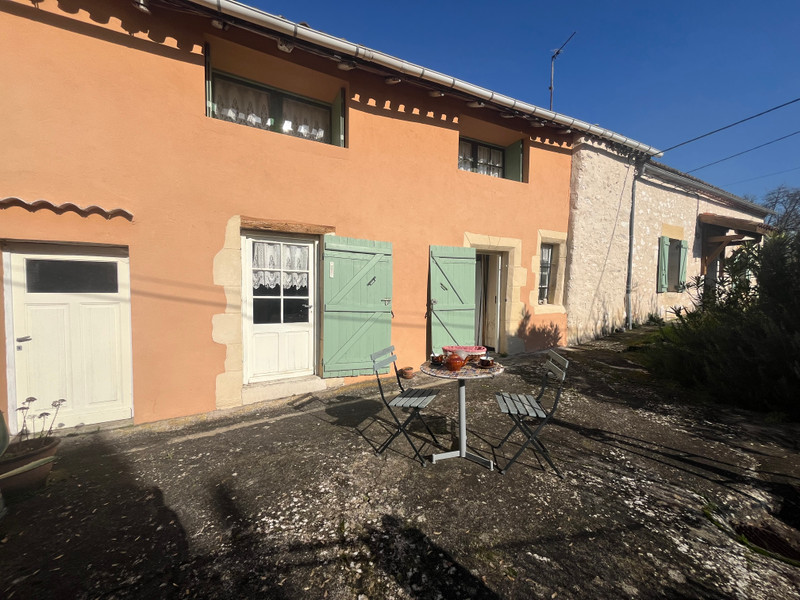French property for sale in La Roquille, Gironde - €149,999 - photo 3