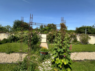French property for sale in Bresdon, Charente-Maritime - €385,000 - photo 10