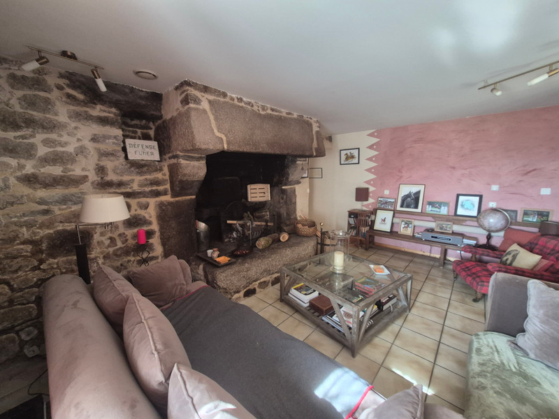 French property for sale in Kergrist-Moëlou, Côtes-d'Armor - €680,000 - photo 4