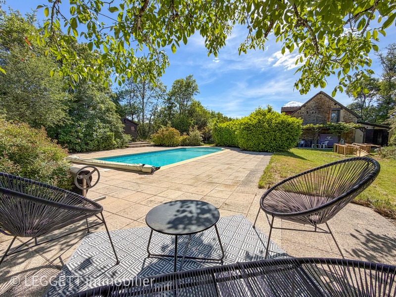 French property for sale in Cuzance, Lot - €327,000 - photo 1
